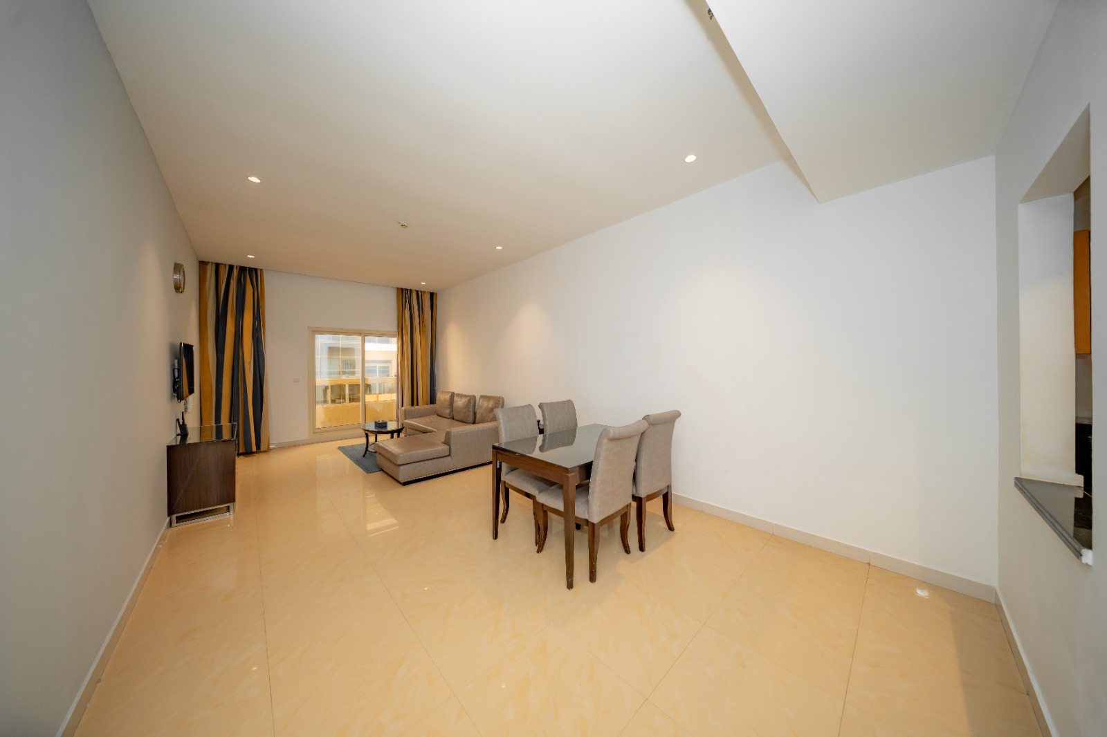 One Bedroom Apartment